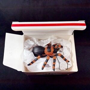Eric Cortina Collection‎ Along Came a Spider Glass Ornament New in Box
